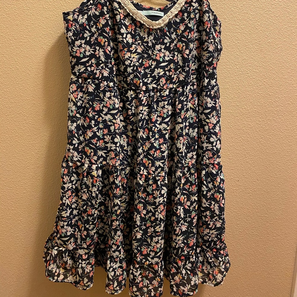 Maurices size M Floral & Navy Dress
